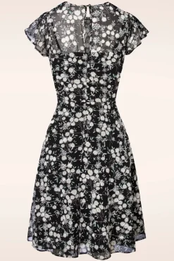 Fashion Vixen Keri Bloemen Flare Jurk In Zwart