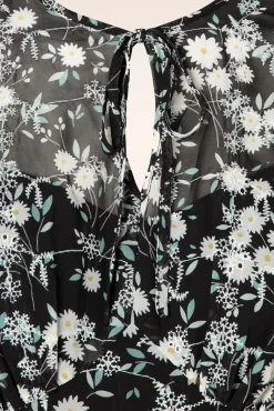 Fashion Vixen Keri Bloemen Flare Jurk In Zwart