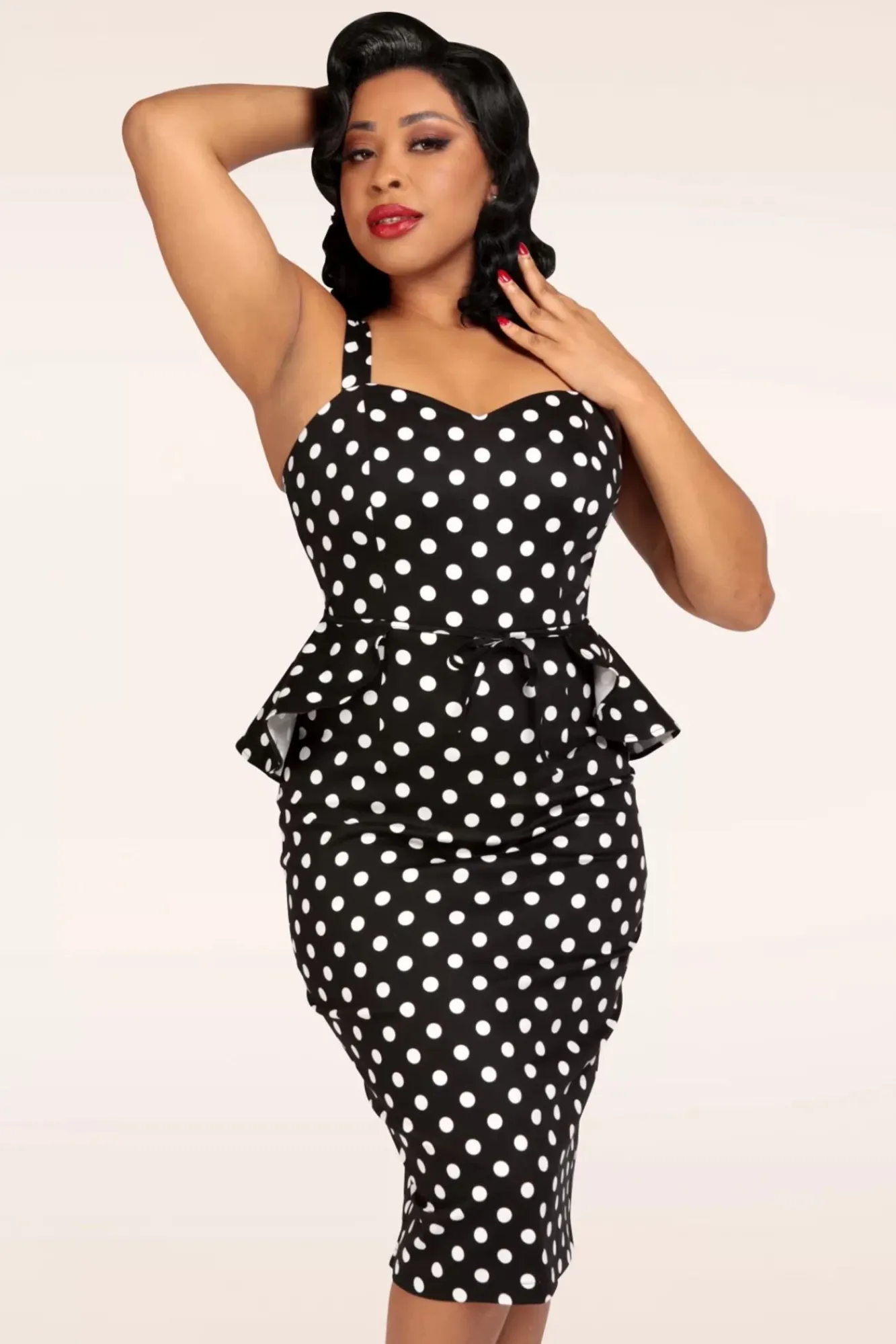 New Collectif Clothing Lilla Polka Peplum Pencil Jurk In Zwart