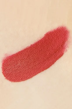 Cheap The Balm Maak Kennis Met Matte Hughes In Loyal Deep Red