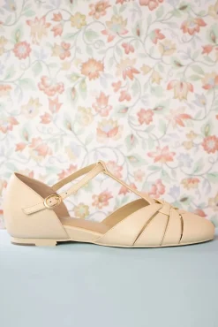 Sale Charlie Stone Montpellier Flats Met T-Strapjes In Creme